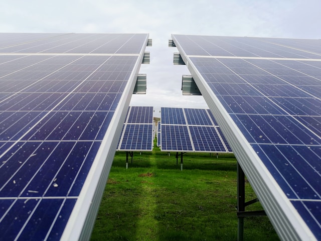 Solar Panel Supplier Demand Amid Energy Transition 2026